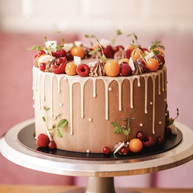 Cake on request - single tier 1 Cake on request - single tier