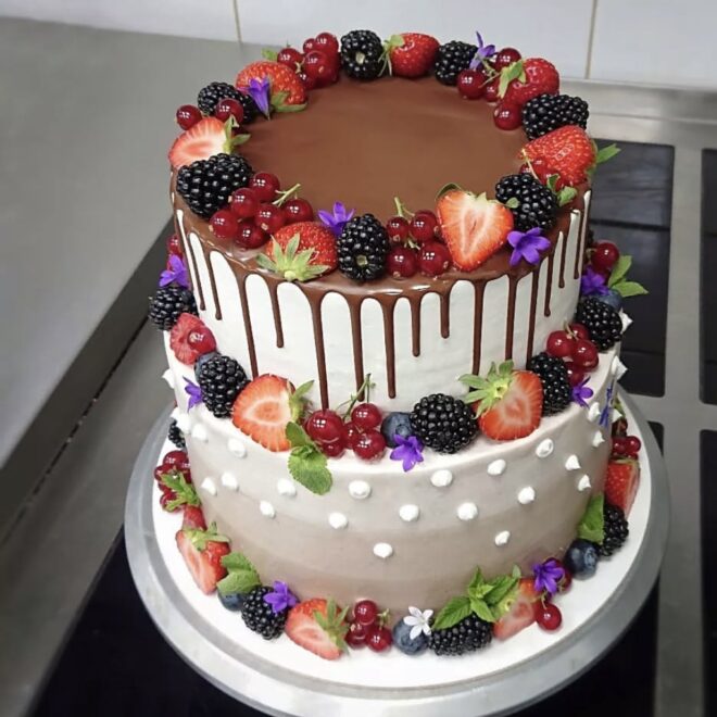 Cake on request - two-tier 3 Cake on request - two-tier
